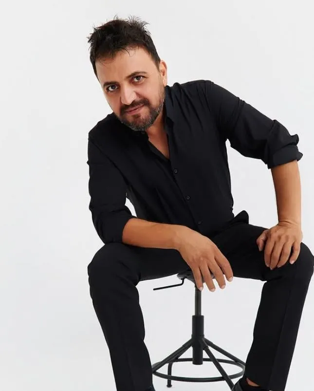 oyuncu-sinasi-yurtsever-hayatini-kaybetti-aci-haberi-zafer-algoz-duyurdu-1741883100948.jpeg Şinasi Yurtsever. (Instagram)