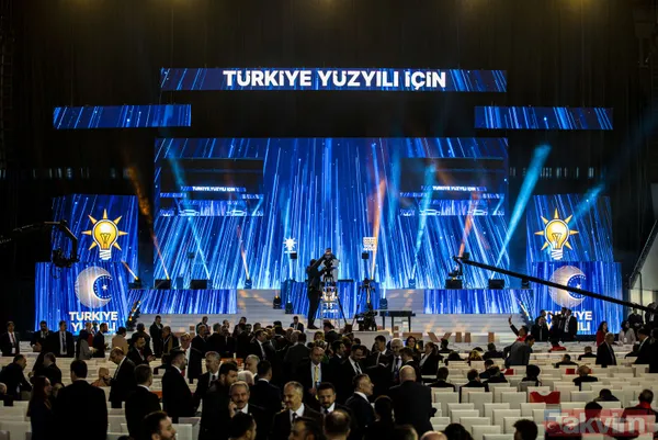 AK Parti'den aday tanıtım toplantısına yoğun ilgi! İçerisi dışarısı tıklım tıklım... - 11