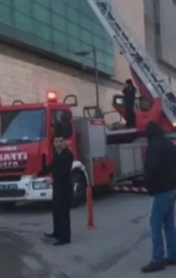 Ankara'da AVM'de yangın paniği
