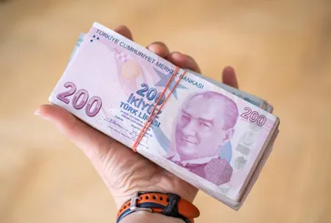 Sosyal yardım ödemelerinde yeni dönem! Evde bakım, 65 yaş aylığı, dul yetim maaşı... Tek kartta toplanacak