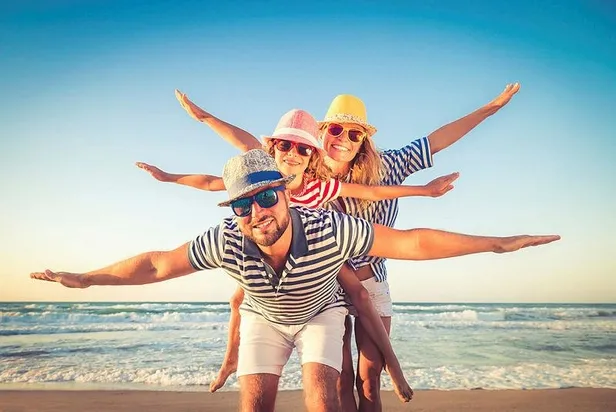 bayram-rezervasyonlarindaki-hareketlilik-turizmcilerin-yuzunu-guldurdu-doluluk-orani-yuzde-80ni-asti-1650833821530.jpeg Bayram rezervasyonlarındaki hareketlilik turizmcilerin yüzünü güldürdü! Doluluk oranı yüzde 80'ni aştı-3