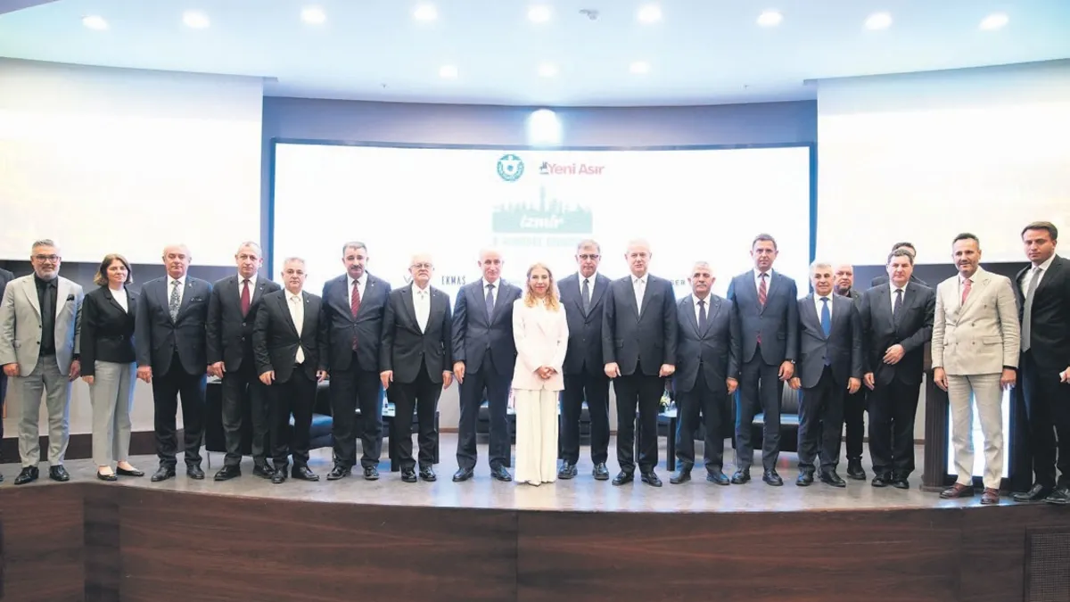 2.3 milyon bölüm dönüştürüldü! Bakan Yardımcısı Ömer Bulut  2. Kentsel Dönüşüm Zirvesi’nde konuştu