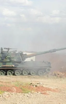 Türkiye Afrin'de YPG'yi bombaladı