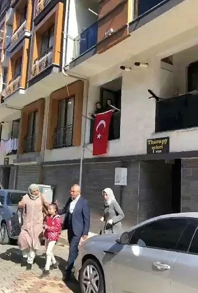 e-tipi-cezaevi-nedir-hangi-suclari-kapsar-bursadaki-saldirida-sehit-olan-cengiz-yigit-e-tipi-cezaevinde-calisi-1650445909762.jpeg E Tipi Cezaevi nedir, hangi suçları kapsar? Bursa'daki saldırıda şehit olan Cengiz Yiğit E Tipi Cezaevi'nde çalışıyordu!-7