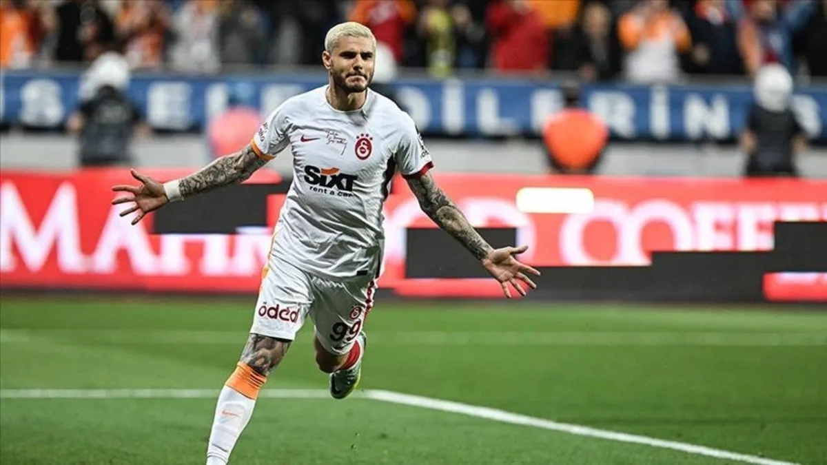 Icardi Baros’u yakaladı