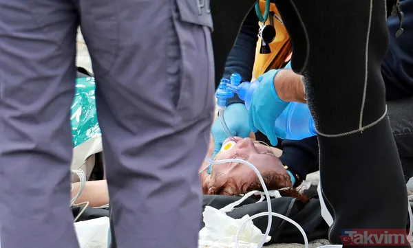 Konyaaltı Sahili'nden Sabah Saatlerinde Denize Giren Larisa Stadnikova (52), Bir Süre Sonra Dalgalar Tarafından Sürüklenerek Suda Çırpınmaya Başladı.