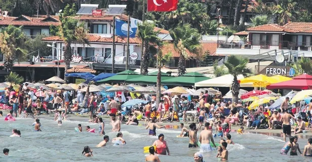 Covid-19 sahile vurdu! Nüfusu 6 milyonu aşan Muğla'da vaka sayısındaki artış yüzde 100'ü buldu