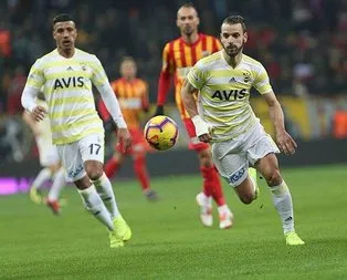 Fener deplasmanda kayıp!