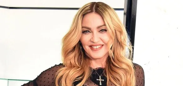 ABD'Lİ POP ŞARKICISI MADONNA BUGÜN DOĞDU