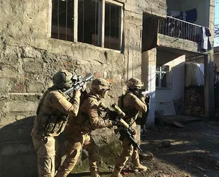 Siirtte eli kanlı örgüt PKKya yardım sağlayan kişi, İHA ile yakalandı