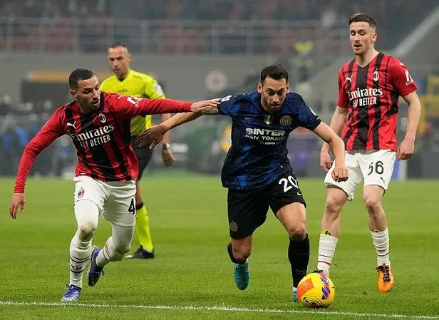 hakan-calhanoglundan-liverpoola-gozdagi-buraya-bunu-gostermek-icin-geldim-1644942197170.jpeg Hakan Çalhanoğlu'ndan İngilizlere gözdağı! "Tüm silahları kullanacağız"-6