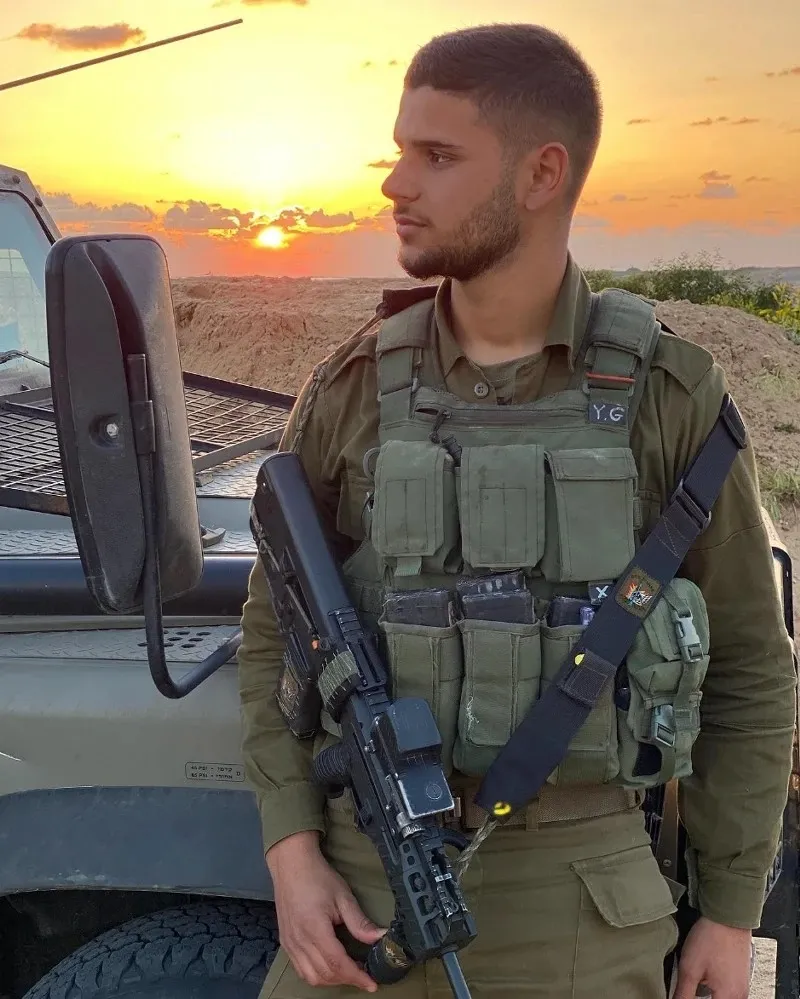 adidasin-israilli-eski-askerli-kampanyasi-tepkilerin-odaginda-1788537035004.jpeg Adidas'ın İsrailli eski askerle tanıttığı tek ayakkabı kampanyası tepki çekti: Gazze'deki ampütasyon krizi gündemde-2