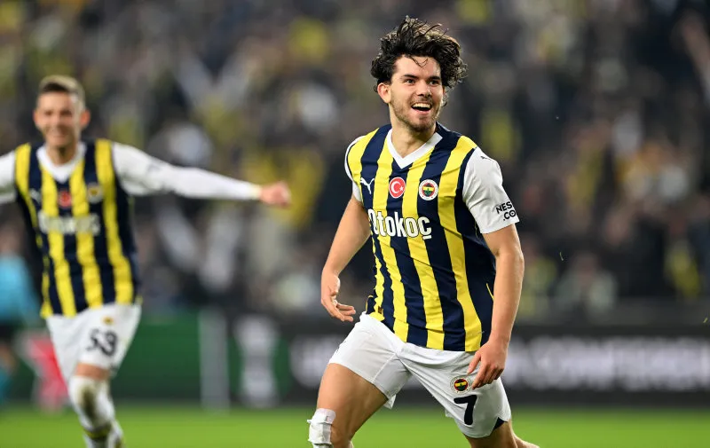 Fenerbahçe Spartak Trnava'yı farklı yendi liderliği kaptı! - 14