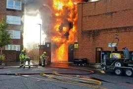 İngiltere’de trafo merkezinde yangın