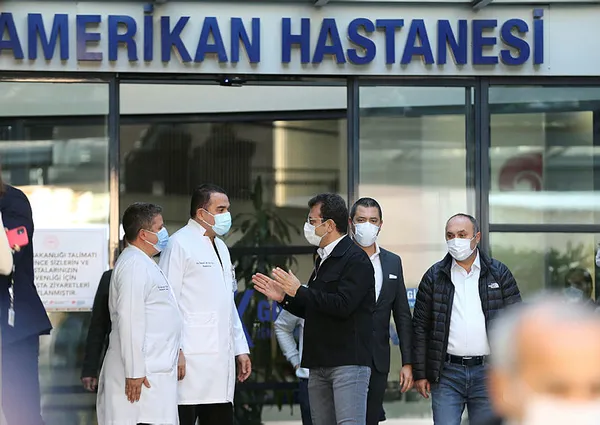 amerikan-hastanesinden-taburcu-olan-ekrem-imamogluna-nisantasi-sakinleri-tepki-gosterdi-1604423072306.jpg Amerikan Hastanesi’nden taburcu olan CHP'li Ekrem İmamoğlu'na Nişantaşı sakinleri tepki gösterdi-6