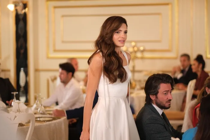 altin-kafes-konusu-nedir-altin-kafes-dizisi-gercek-mi-oyunculari-kimler-dizi-nerede-cekiliyor-hangi-ilde-1701593508902.jpg Altın kafes dizisi gerçek mi, oyuncuları kimler? Altın Kafes konusu nedir? Dizi nerede çekiliyor, hangi ilde?-3