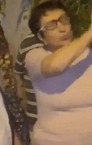 CHP'li belediye çöpleri sokağa döktü mahalleli isyan etti! İzmir'de Konak Belediyesi'nden skandal