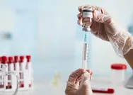 Koronavirüs aşısı olanlar maske takmaya devam edecek mi?