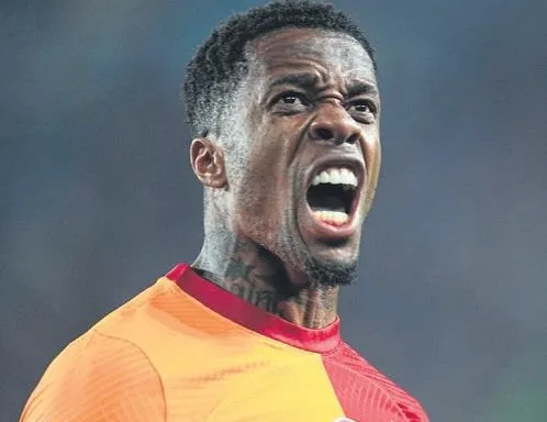 Wilfried Zaha gemileri yaktı