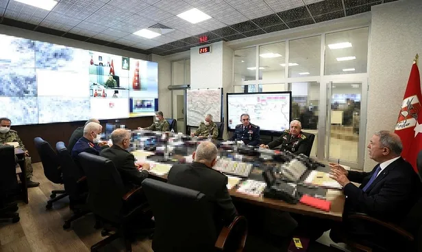 Teröristlerden temizlenen bölgelerde Mehmetçik hakimiyeti: 11 üs kuruldu-2