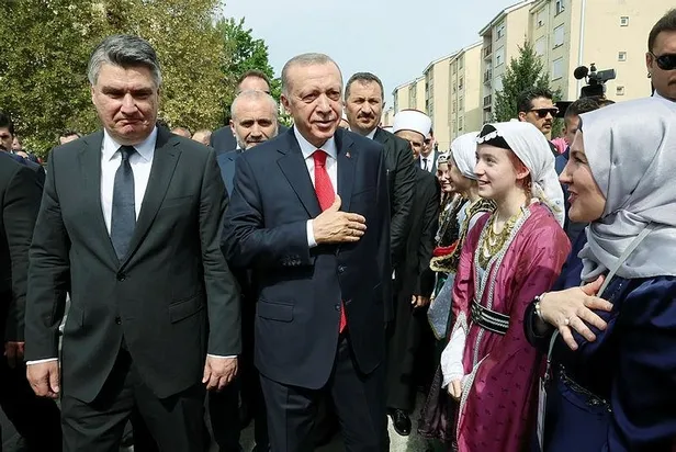 SON DAKİKA: Başkan Erdoğan'a Hırvatistan'da anlamlı ödül! Adının verildiği İslam Kültür Merkezi'ni açtı...-6