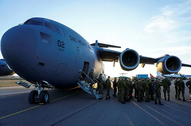 Ukrayna'ya dev silah sevkiyatı! NATO düğmeye bastı resmen başladı! Rusya'ya karşı savaşmaya izin çıktı