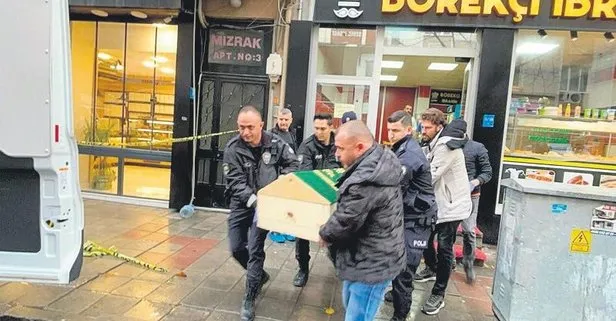 Tekirdağ’da vahşet! Eşini yaraladı, yanındaki adamın boğazını kesti