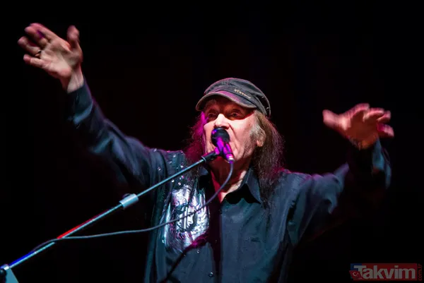 İsrailli Gruptan Taziye Mesajı Dünya Turnelerinde Çoğu Kez Erkin Koray'ın "Estarabim" Şarkısını Seslendiren İsrailli Heavy Metal Grubu Orphaned Land De Koray'ın...