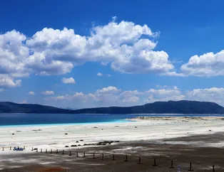 Mars'ın Jezero Krateri'ndeki eski göle benzetilen Salda Gölü'nde NASA'nın da kullanabileceği bilim merkezi kuruluyor