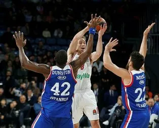 Anadolu Efes evinde Bayern’i devirdi: 92-77