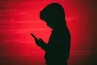 Ekranda estetikleştirildi, sokağa dehşet olarak indi: Kurgusal caniler idol oldu! Tüm dünya isyandayken Netflix bu dizileri neden yapıyor?