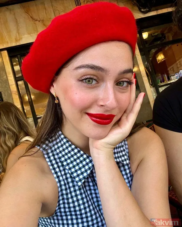 Güller ve Günahlar’ın Zeynep’i Cemre Baysel’in “Yakışıklı prens” dediği fenomen abisine bakın! - 6