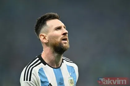 Dünya Kupası yarı final karşılaşmasında Arjantinli yıldız Lionel Messi adını tarihe altın harflerle yazdırdı