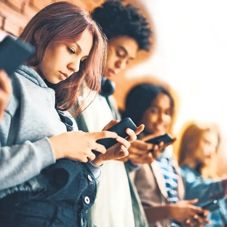 15 yaş altı için kapı kapanıyor