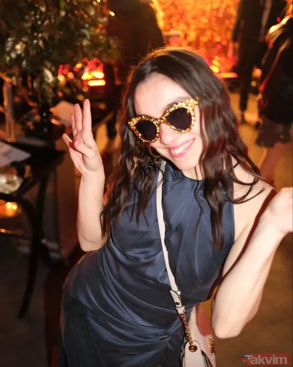 3 yıl evli kaldılar! Ömer’in Nisa’sı Merve Dizdar’ın eski eşi bakın kim çıktı! İlk kez duyan inanamadı! Meğer ünlü oyuncuyla... - 2