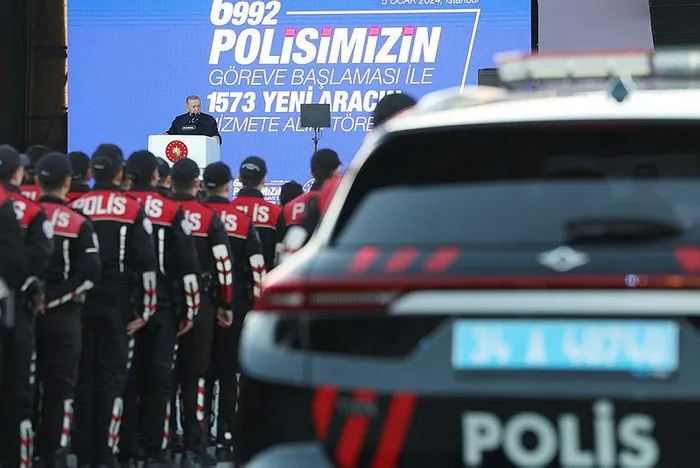 Başkan Erdoğan'dan 6 bin 992 polisin göreve başlaması ve bin 573 yeni aracın hizmete alım töreninde açıklamalar-5