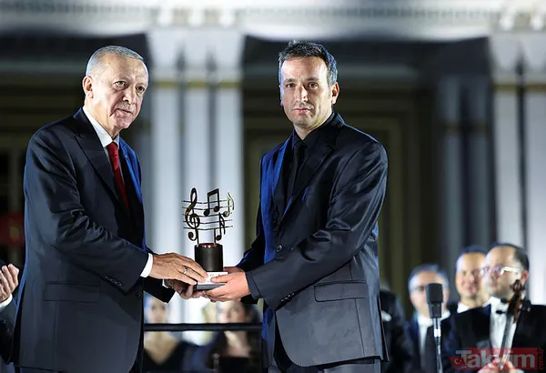 Cumhurbaşkanlığı Külliyesi'nde tarihi anlar! 30 Ağustos Zafer Bayramı coşkuyla kutlandı - 27