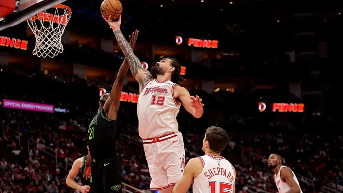 Steven Adams sezonu kapattı