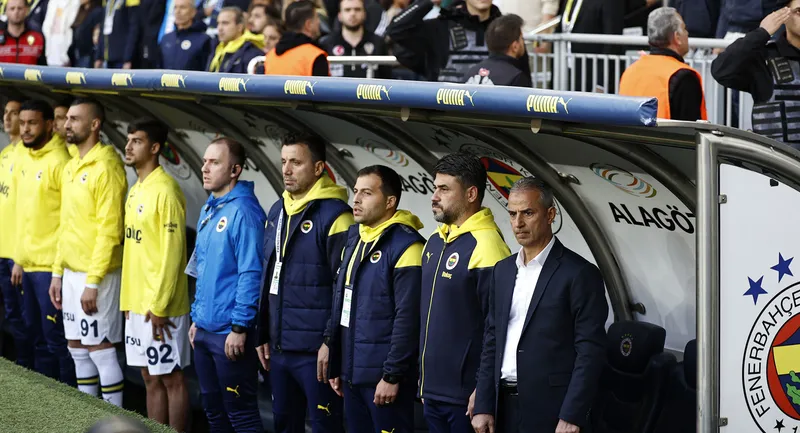 fenerbahceden-yerli-kontenjani-icin-kritik-hamle-yildiz-oyuncuyla-anlasma-saglandi-kulubu-bekleniyor-1714732185716.jpg