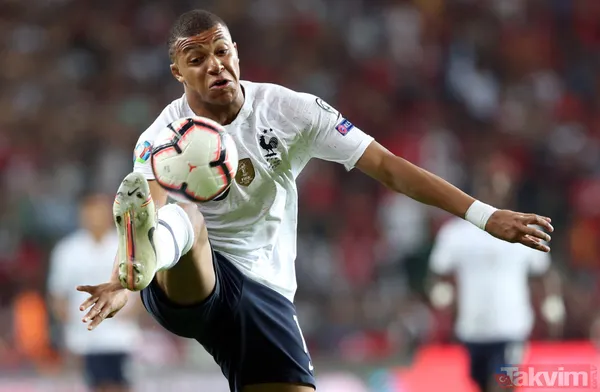 Konya'da Fransa'ya soğuk duş | Türkiye:2 - Fransa:0 Maç sonucu - 32