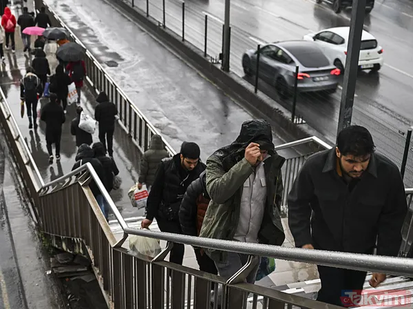 Soğuk dalga güçleniyor! Sarı kodlu kar ve fırtına alarmı verildi! İstanbul buz kesecek - 13