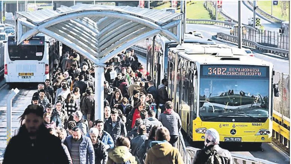 İBB toplu ulaşıma yüzde 46 zam istedi UKOME reddetti!
