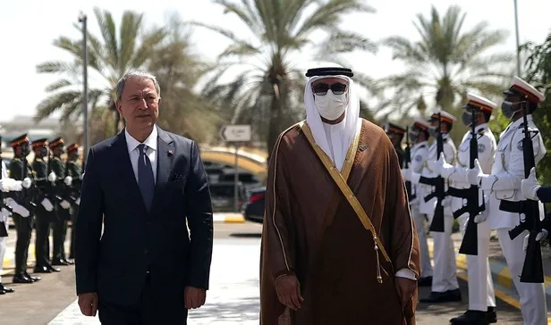 Türkiye ile BAE arasında kritik temas! Milli Savunma Bakanı Akar mevkidaşı Al Bowardi ile görüştü-2