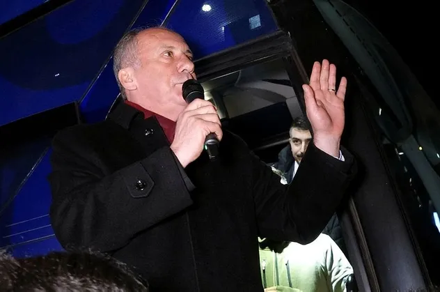 Muharrem İnce'ye CHP engeli! Buluşma programını sokakta yaptı
