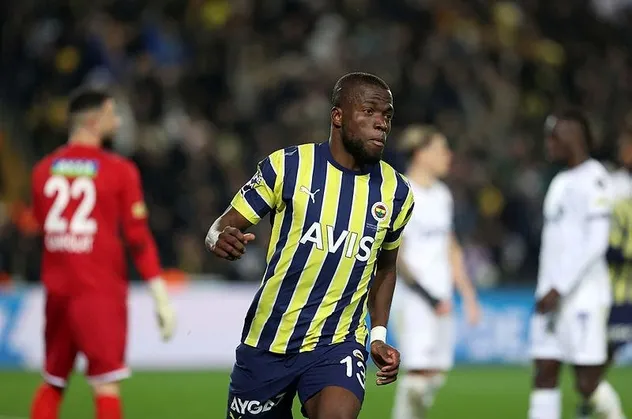 Fenerbahçe'den Kasımpaşa'ya 5'i 1 yerde!