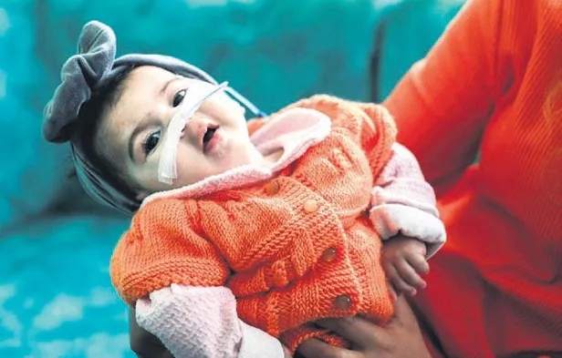 vanin-erek-daginda-bulunan-sutun-selalesi-hayran-birakti-1677631959269.jpeg Van’ın Erek Dağı'nda bulunan sütun şelalesi hayran bıraktı-8