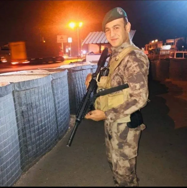 Son dakika: Fırat Kalkanı bölgesinde PKK'dan hain saldırı: 1 polis şehit, 3 polis yaralı-3