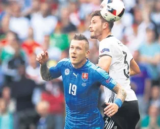 Kucka’da top artık Usta’da
