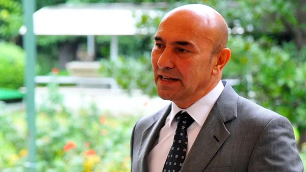 CHP'de vukuat bitmiyor! Tunç Soyer'in atadığı müdür, kadın ilçe başkanının kafasını yardı-5