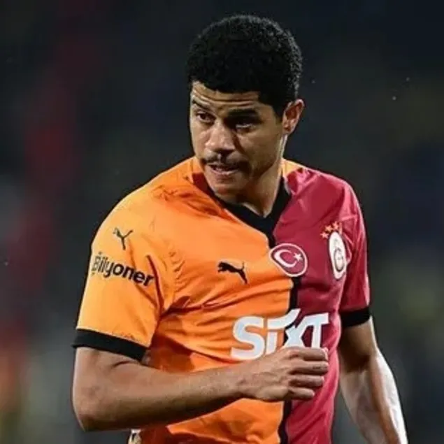 United Sara için pusuda